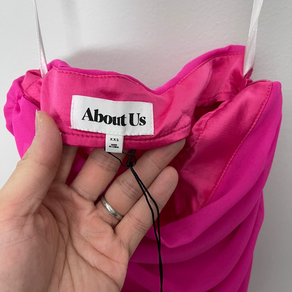 About US Lorraine Ruched Skirt in Hot Pink - Picture 6 of 6
